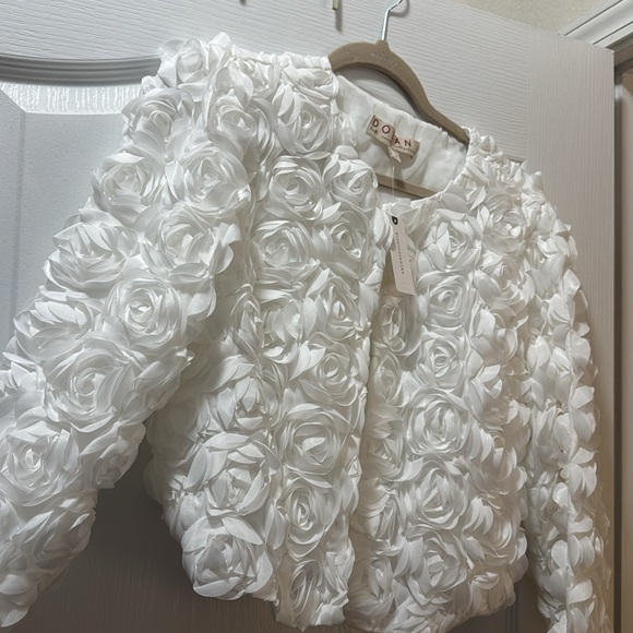 Floral Appliqué Cropped Jacket - Picture 5 of 5